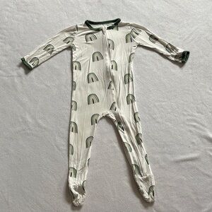Kyte BABY Cream Footed One-Piece with Olive Rainbow Print